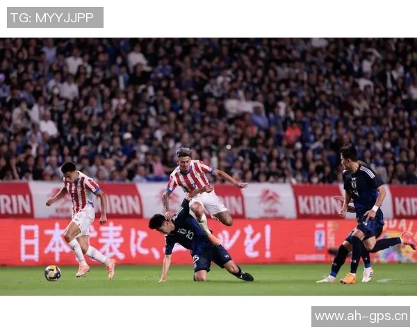 阿尔米隆首开纪录小川航基远射扳平日本队与巴拉圭战成平局