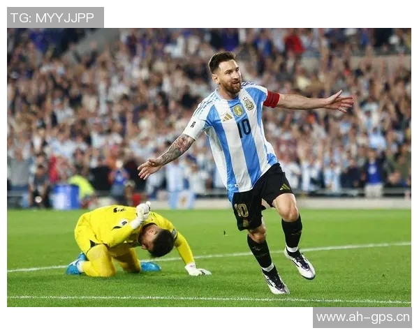 梅西重返阿根廷国家队训练备战国际赛事展现强大决心 梅西重返阿根廷国家队训练备战国际赛事展现强大决心