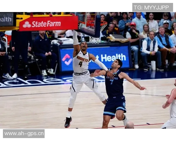 湖人遭遇卡位战失利连跌两名掘金火箭争夺西部前列 湖人遭遇卡位战失利连跌两名掘金火箭争夺西部前列