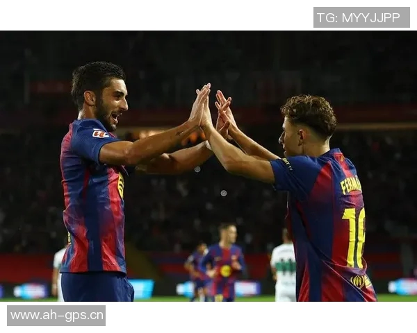 巴萨本周最后一训结束费尔明与亚马尔恢复情况良好