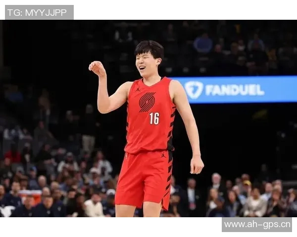 杨瀚森首次首发球衣拍卖成交价高达42356元引发热议