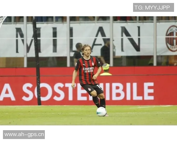 莫德里奇赛季传球成功368次领跑意甲40岁依旧闪耀球场